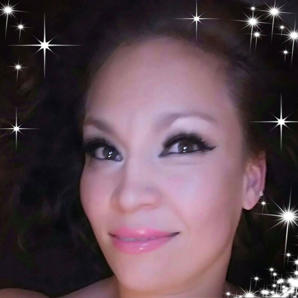 Meet your Posher, Desiray